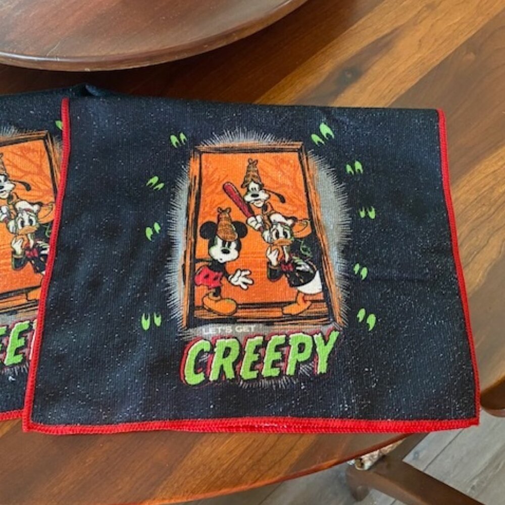 NEW * Pair DISNEY Mickey Donald Goofy ~ "GET CREEPY" HALLOWEEN DISH TOWELS